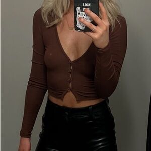 Aritzia Sunday best brown long sleeve crop top/size XS